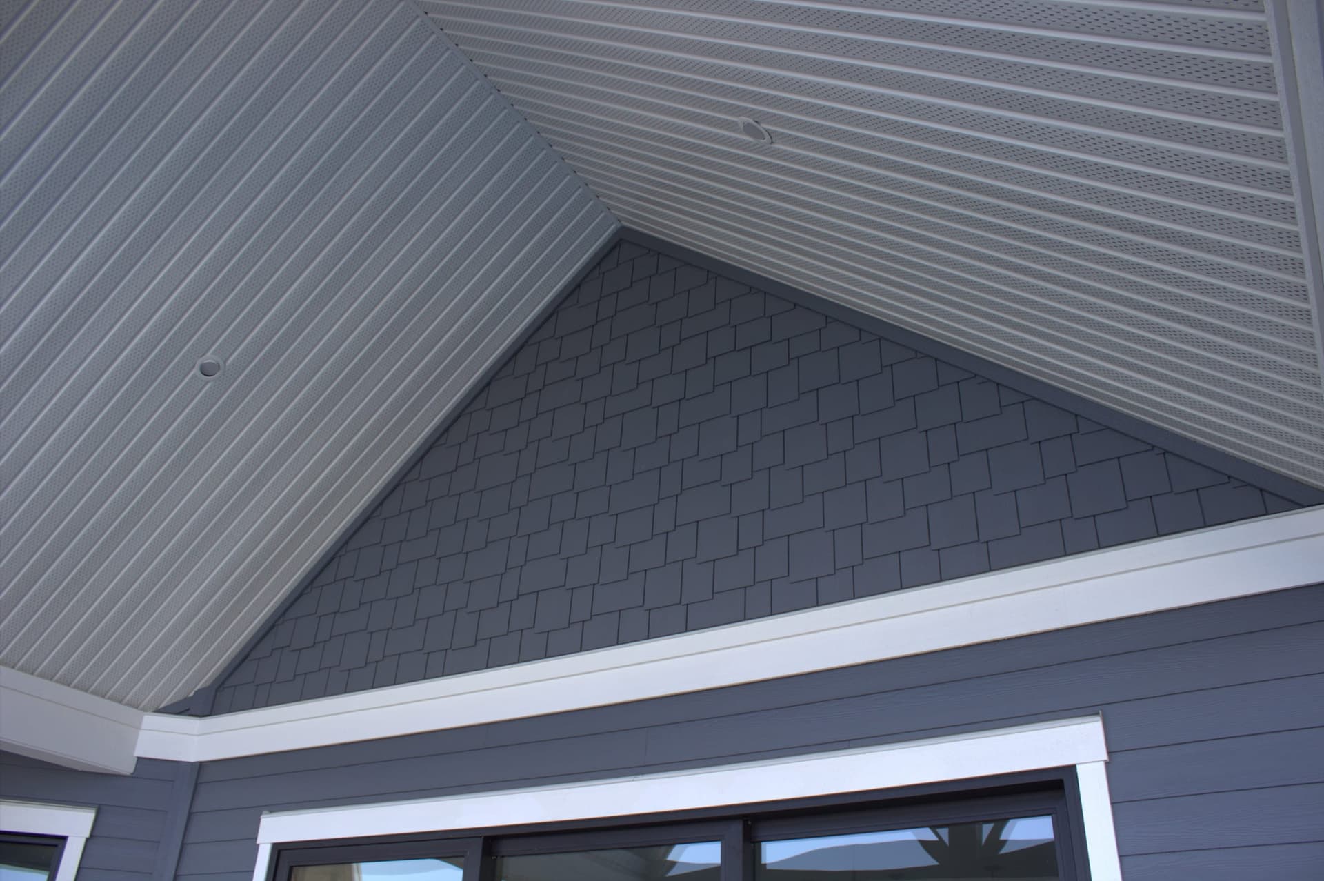 Hardie shake gable detail with ventilated soffit